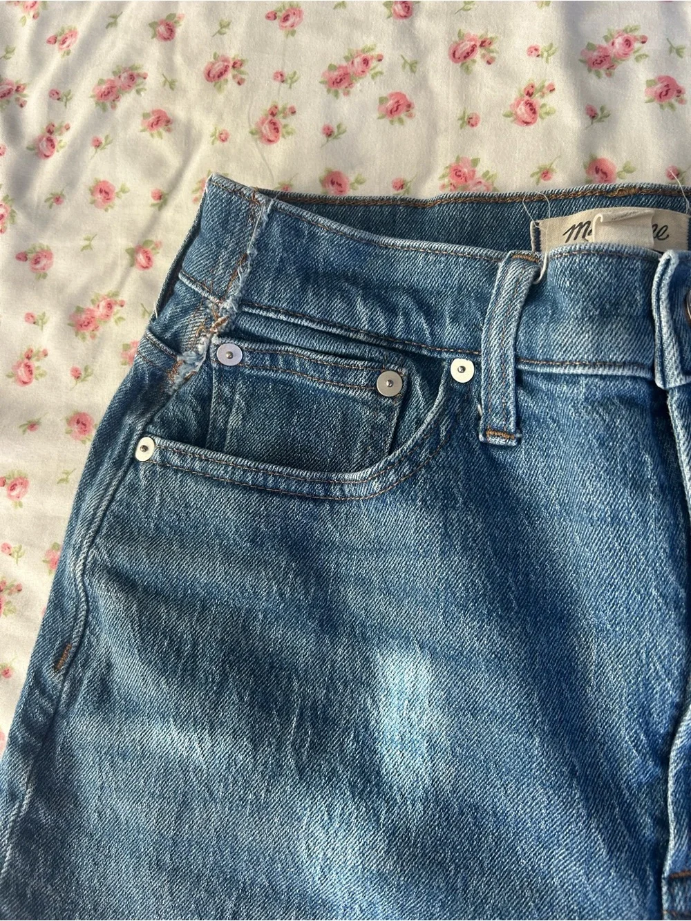 Madewell Medium Blue Wide-Leg Jeans with Frayed Hem